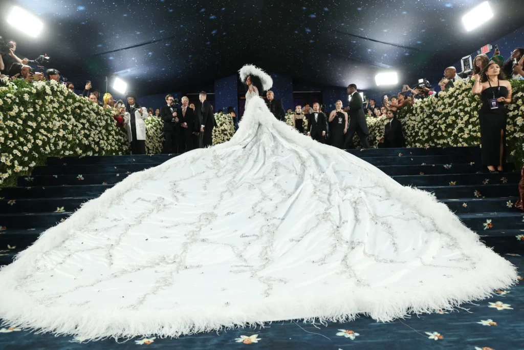 Diana Ross Met Gala 2025: The Moment That Stunned Everyone